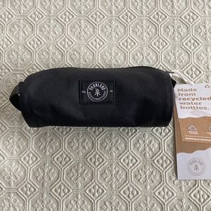 Parkland accessory bag from recycled water bottles